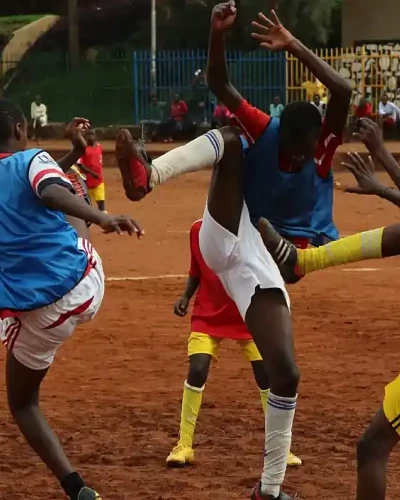 Die Welt ist rund, Teil 2: Fußball in Uganda
