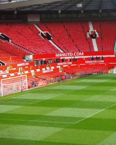 In 80 Clubs Around the World &ndash; Manchester United Football Club